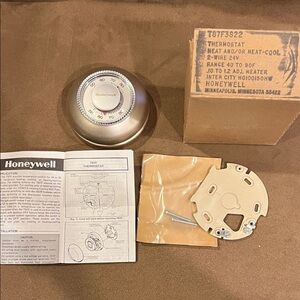 Honeywell Thermostat with Installation Kit